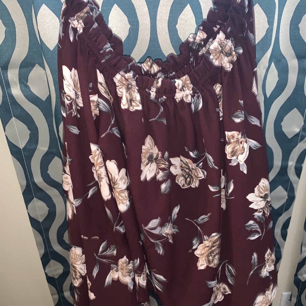 Off the shoulder top with flare sleeves Size L